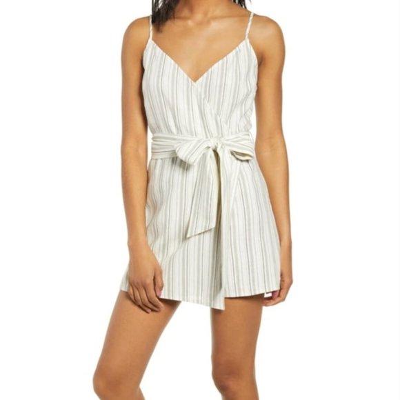 Socialite Pants - NWT Socialite Stripe Tie Waist Linen Romper SMALL lq171